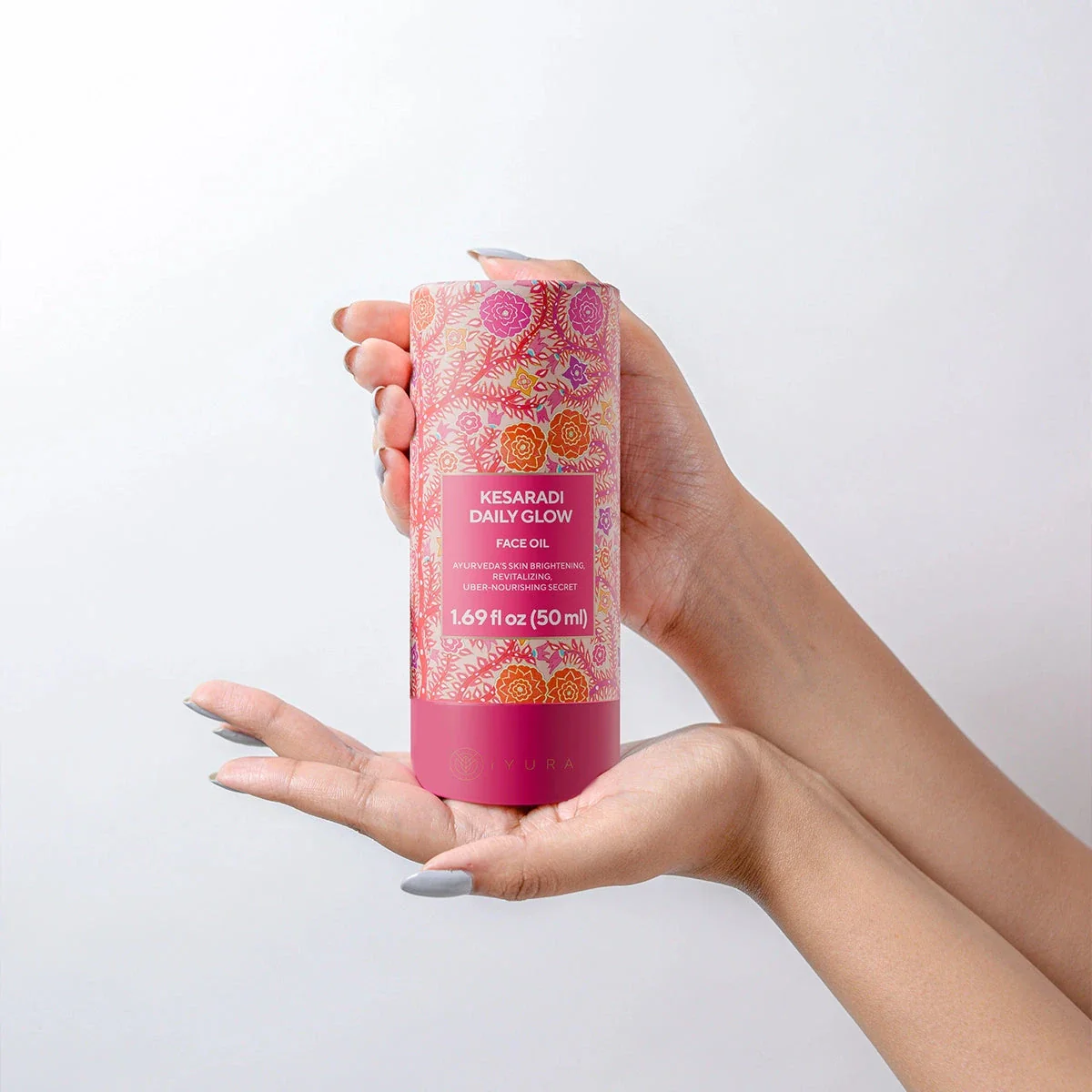Kesaradi Daily Glow Oil - iYURA - Formulated with Saffron and Other Ayurvedic Herbs - Best Face Moisturizer to Get Natural Glow - Pack of 2 - Image 5