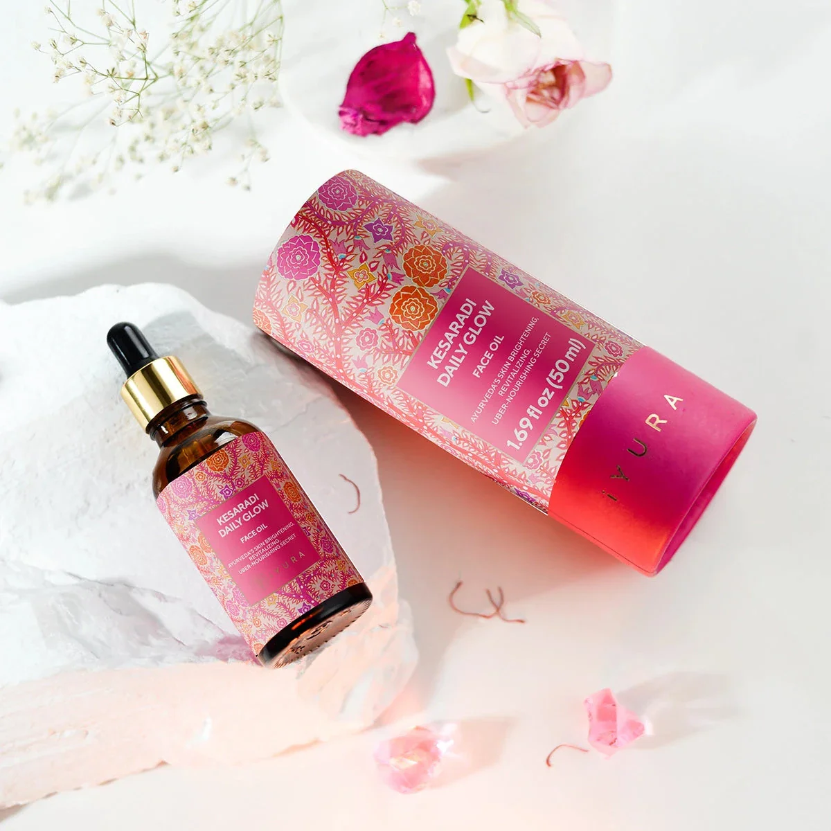 Kesaradi Daily Glow Oil - iYURA - Formulated with Saffron and Other Ayurvedic Herbs - Best Face Moisturizer to Get Natural Glow - Pack of 2 - Image 8