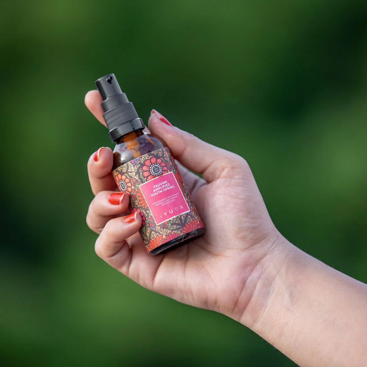 Yauvari Amplified Youth Spring | Post-Menopausal Care for Saggy Jowls and Neck Skin - Image 6